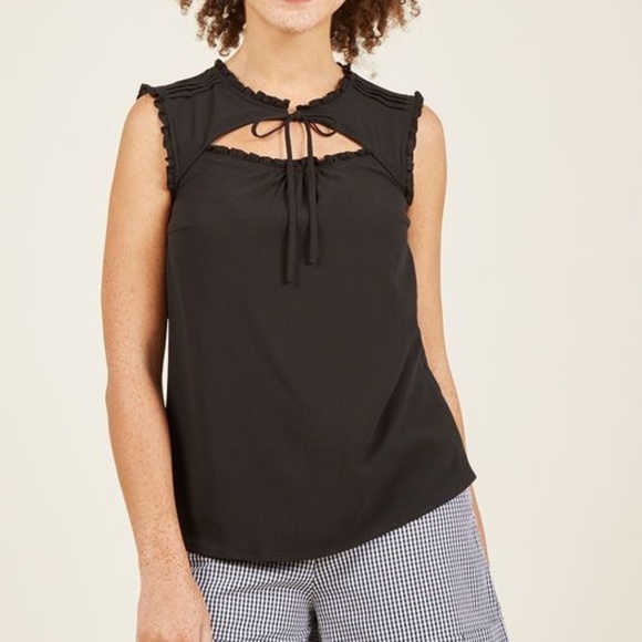Modcloth Ruffled Cutout Sleeveless Top - Picture 2 of 8